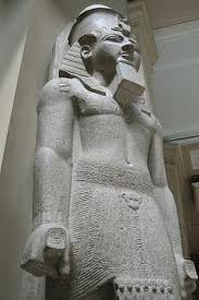 تمثال رمسيس الثاني