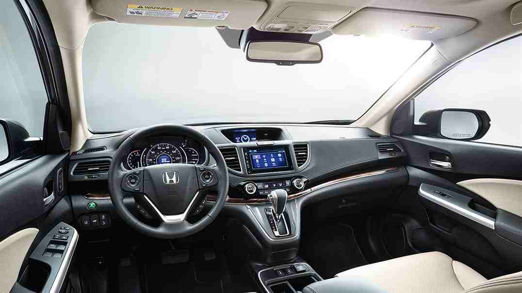 التصميم الداخلي هوندا CR-V 2016 فئة تورينج