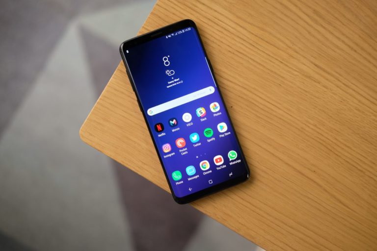 إيقاف تشغيل التصحيح التلقائي على سامسونج Galaxy S9 | الكيفية الصحيحة