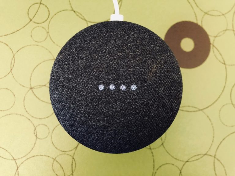 https://www.imore.com/sites/imore.com/files/styles/xlarge/public/field/image/2018/03/google-home-mini-buyers-guide-speaker-hero.jpeg?itok=XJUzxfzM