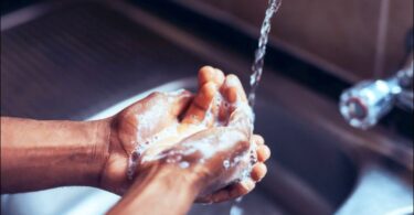 تنبيهات غسل اليدين في ساعة آبل