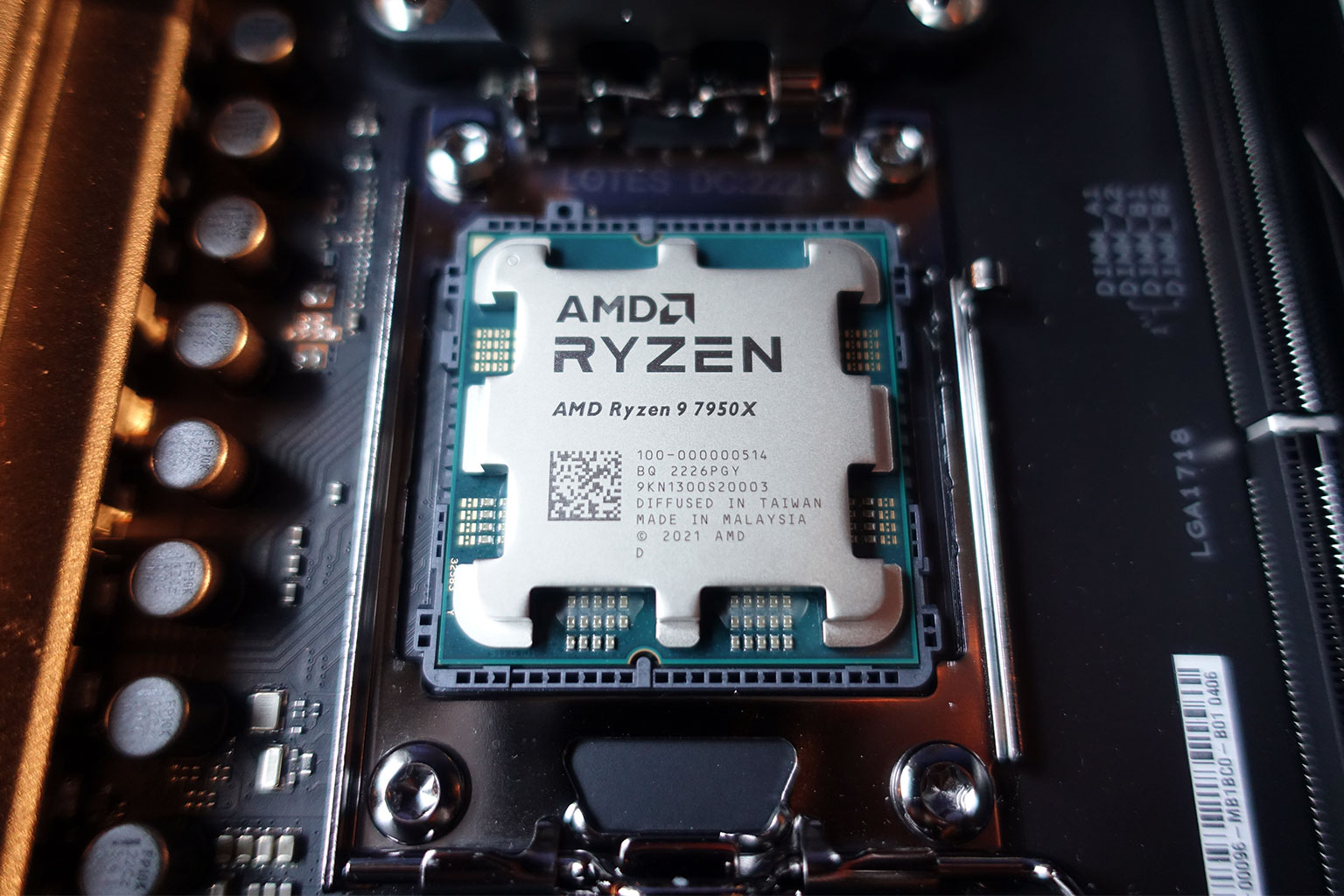 معالج AMD Ryzen 9 7950X